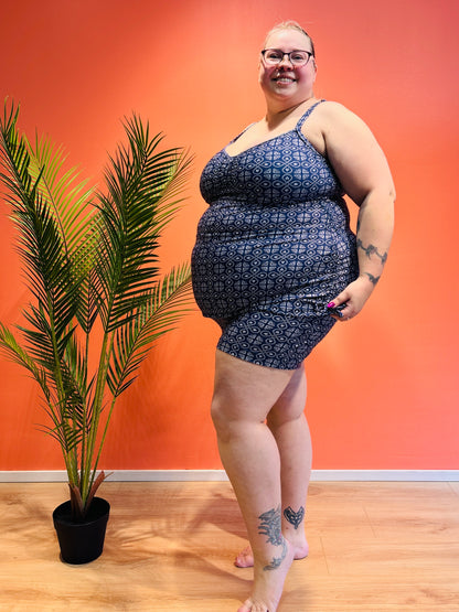 BomBom plus size uimapuku naisille, koot 36–56