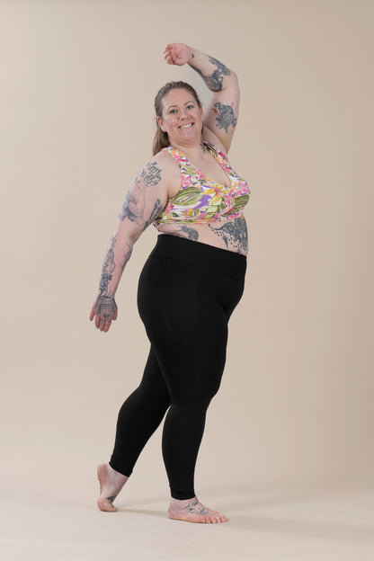 BomBom mustat plus size leggingsit korkealla vyötäröllä