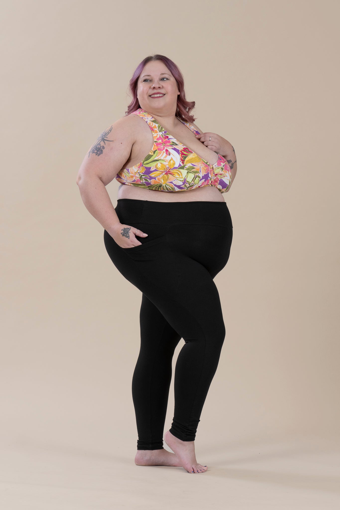 BomBom mustat plus size leggingsit korkealla vyötäröllä
